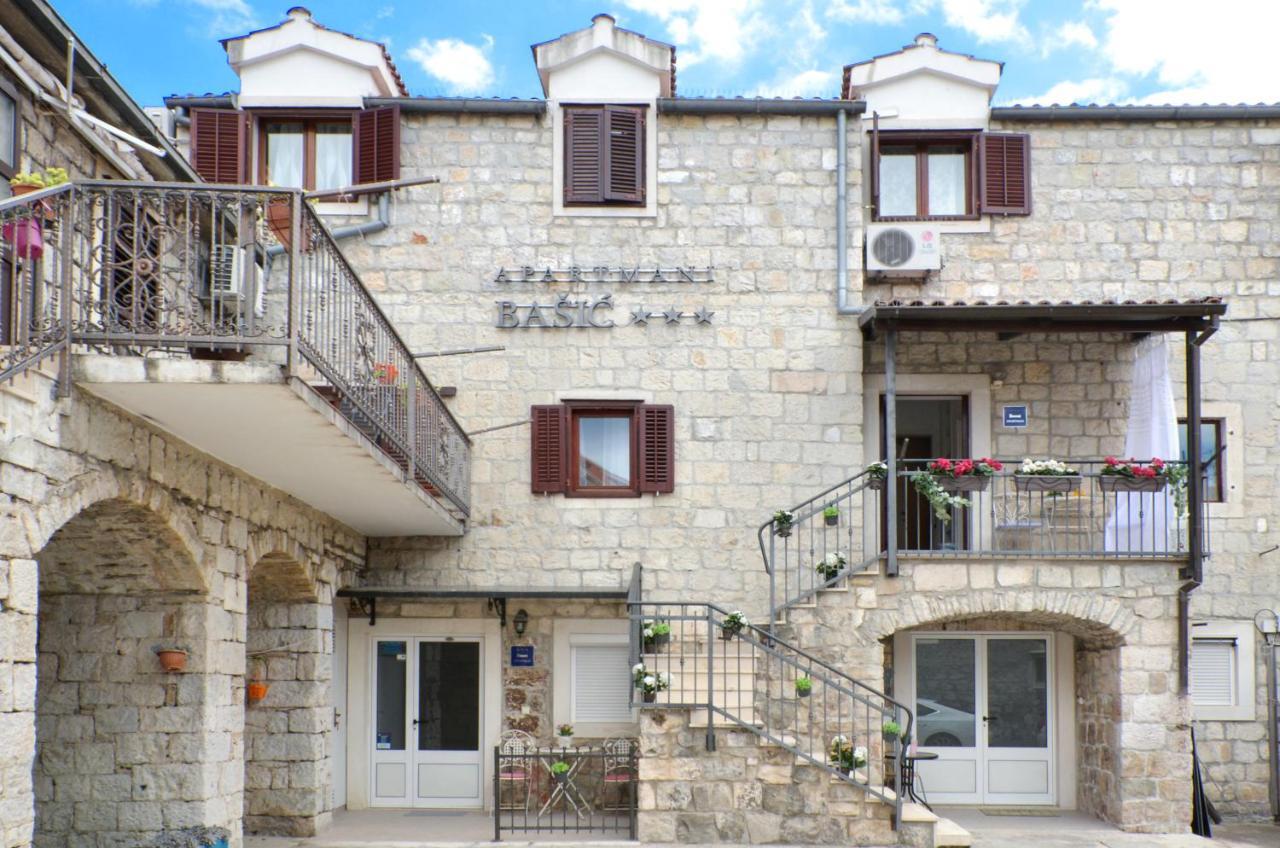 Apartmani Basic 1 Split Exterior photo