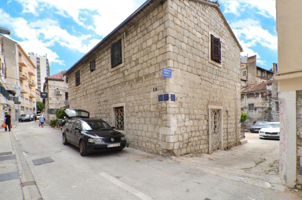 Apartmani Basic 1 Split Exterior photo